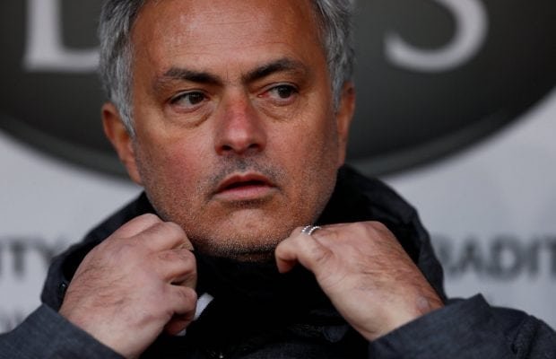 Officiellt: Mourinho förlänger med Manchester United