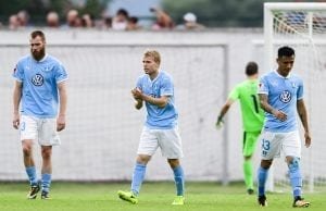 Officiellt Oscar Lewicki förlänger med Malmö FF