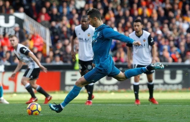 Uppgifter: Cristiano Ronaldo skriver nytt kontrakt med Real Madrid