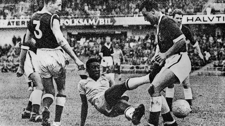 Yngsta målskytt i fotbolls VM - Pelé - 17 år, 7 mån & 27 dagar - Brasilien vs Wales VM 1958