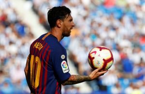 Uppgifter: Beckham vill se Messi i MLS