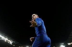 Uppgifter: Chelsea med megabud för att behålla Hazard