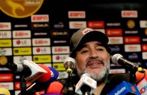 Maradona vill ta över Manchester United
