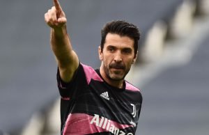 Officiellt: Gianluigi Buffon förlänger med Parma