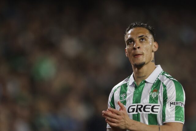 Real Betis vill behålla Antony - träffar Man United inom kort