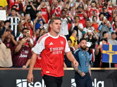 Jamie Carragher hyllar Viktor Gyökeres insats mot Man City Före detta Man Utd-stjärnan ifrågasätter Arsenals beslut att värva den svenske anfallaren Viktor Gyökeres